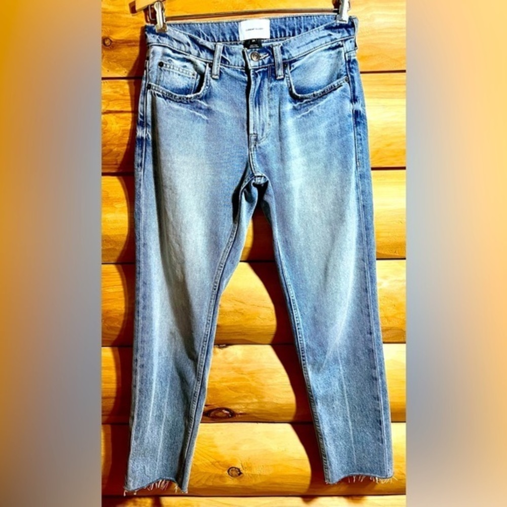Current/Elliott Jeans light blue denim. Frayed‎ ankle length. Ladies Size 24